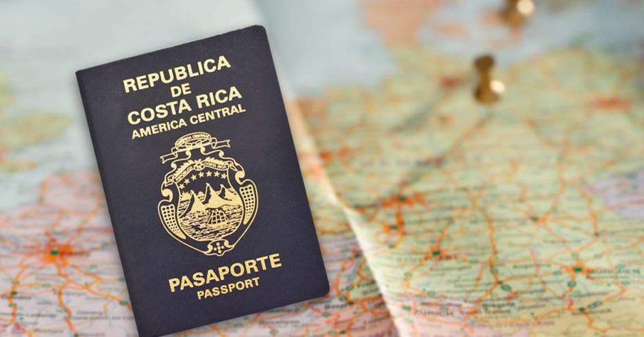 Pasaporte de Costa Rica color azul