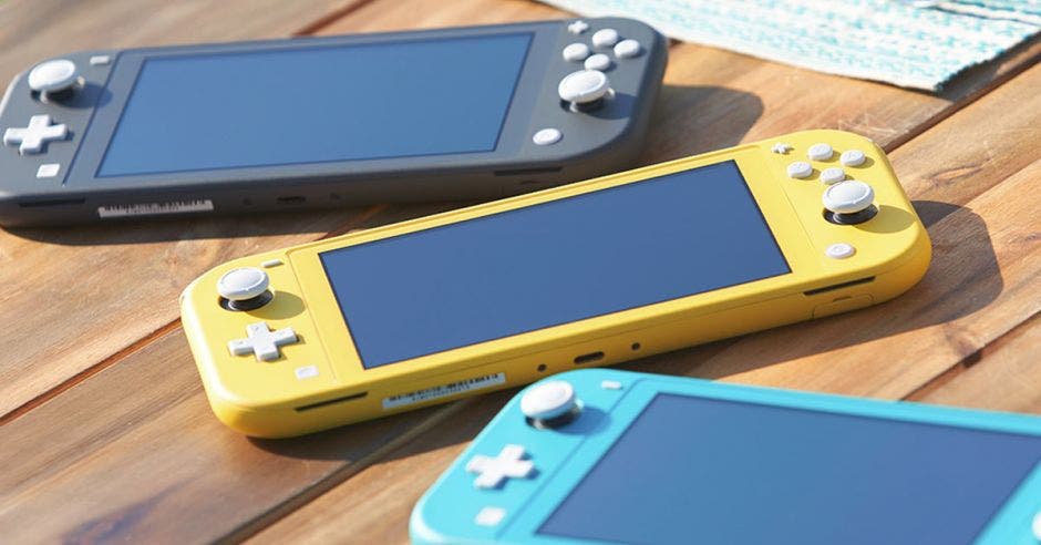 Tres NIntendo Switich Lite