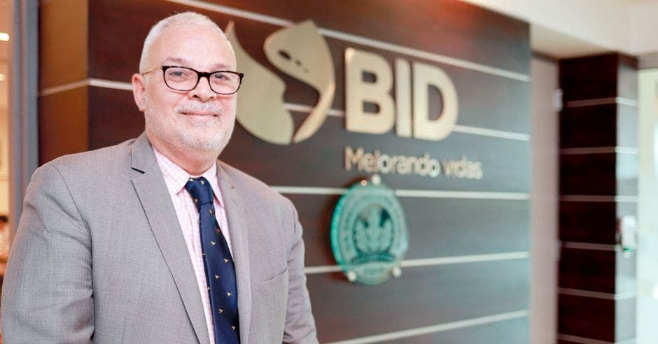 Mario Umaña, especialista del Banco Interamericano de Desarrollo