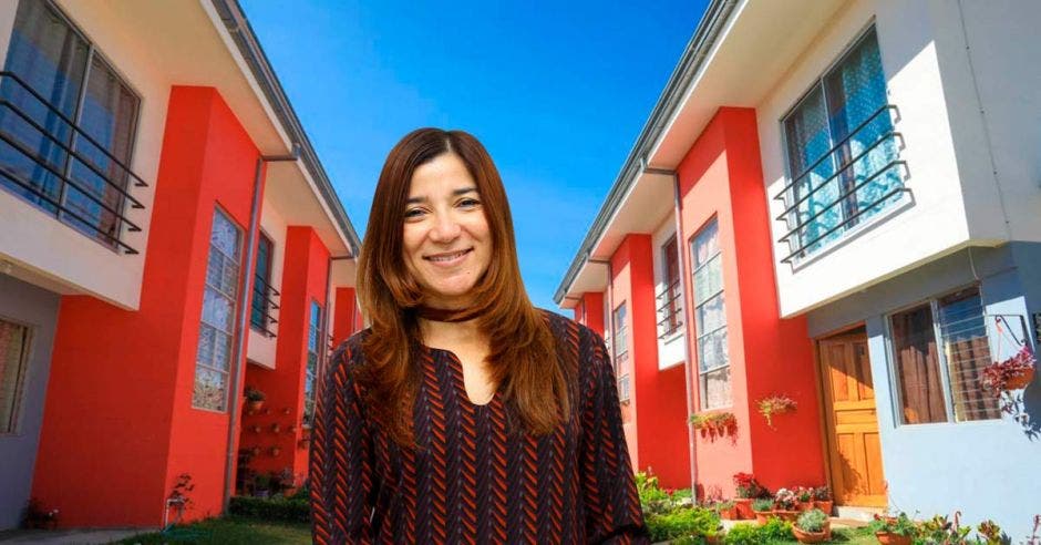 Irene Campos, ministra de vivienda