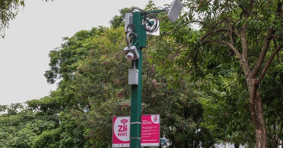 Una torre de Internet wifi