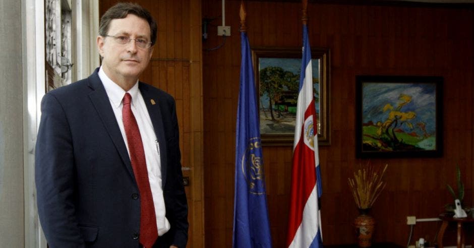 Román Macaya, presidente ejecutivo de la CCSS