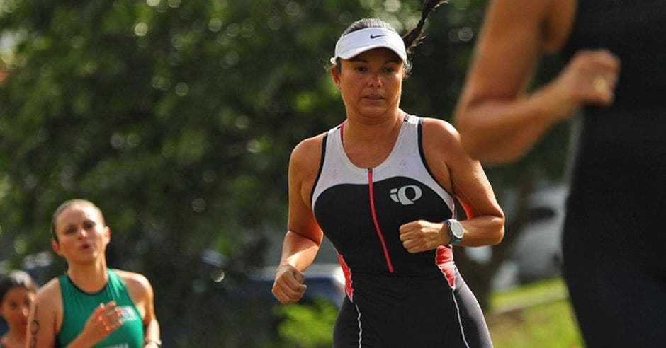 mujer corriendo