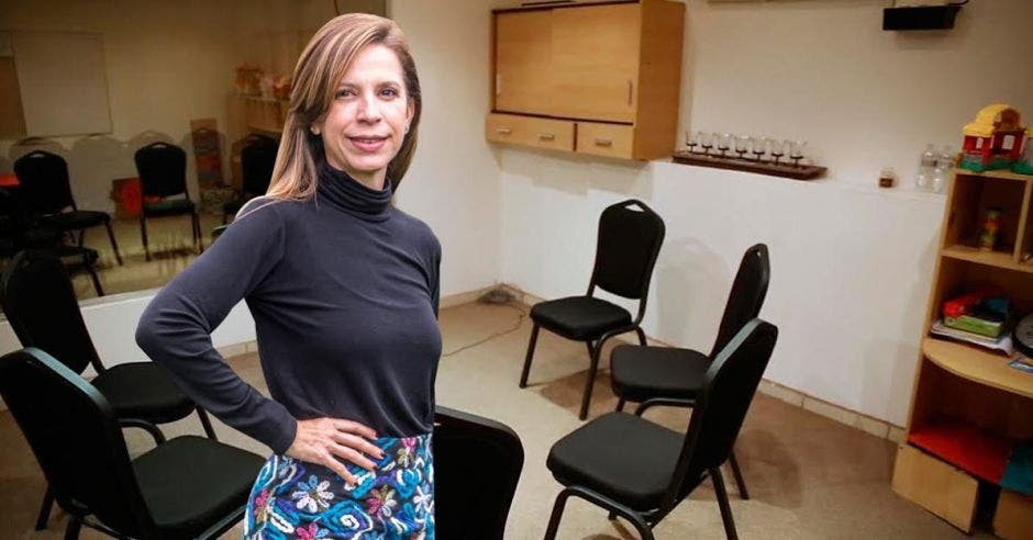 Natalia Apú, directora de la Maestría en Terapia Familiar Sistémica de ULICORI.