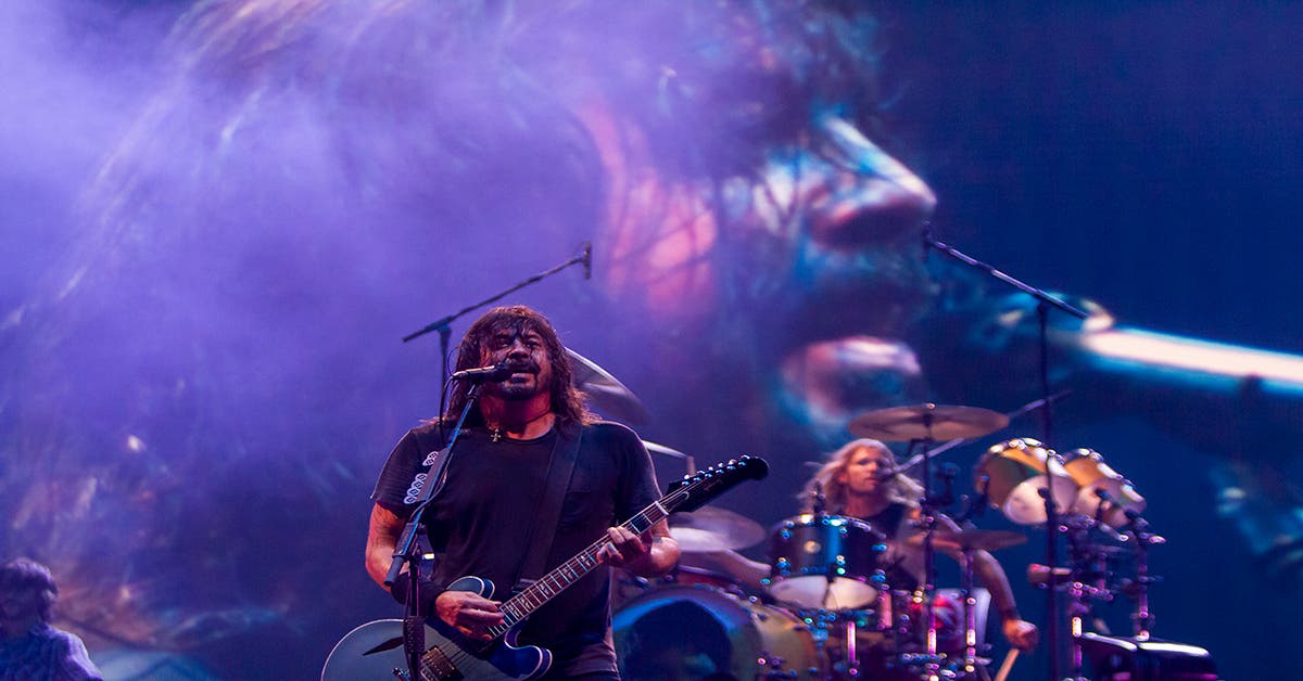 Dave Grohl (izquierda) y baterista Taylor Hawkins (derecha) en concierto de Foo Fighters en San José Richard Blaser/La República