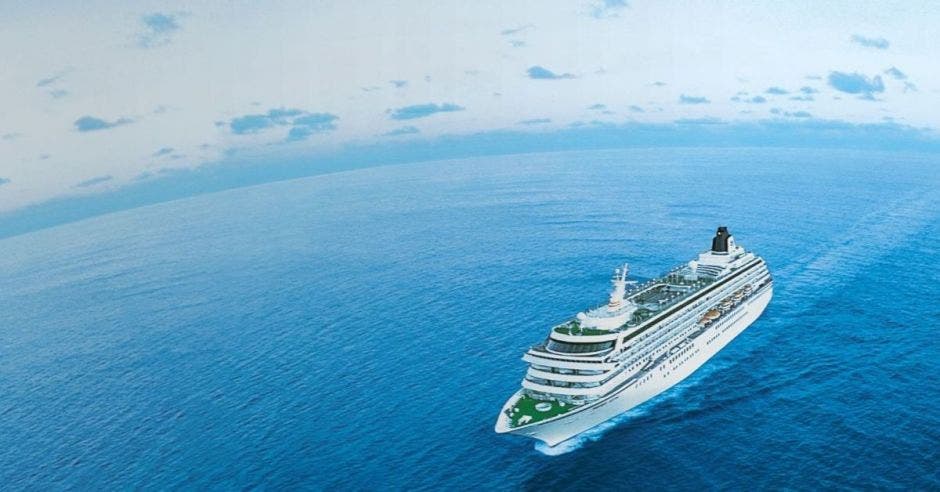 Crystal Cruises es considerada una de las mejores líneas de cruceros del mundo. El Crystal Symphony es su embarcación insigne