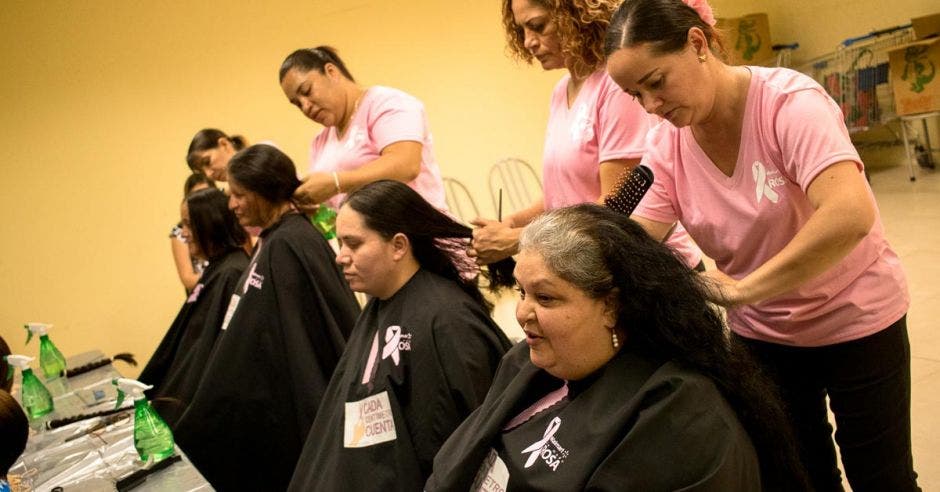 Gracias a la campaña realizada en octubre del 2018, se obtuvieron 1.684 trenzas de las personas que donaron su cabello, Cortesía/La República