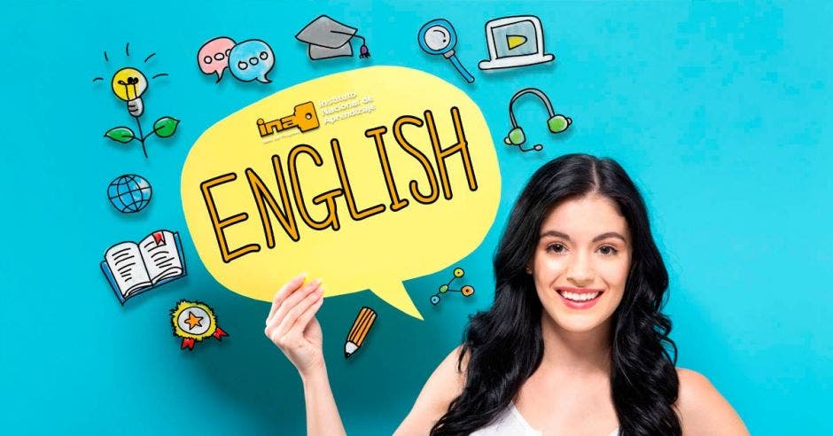 Una joven sosteniendo un letrero que dice inglés