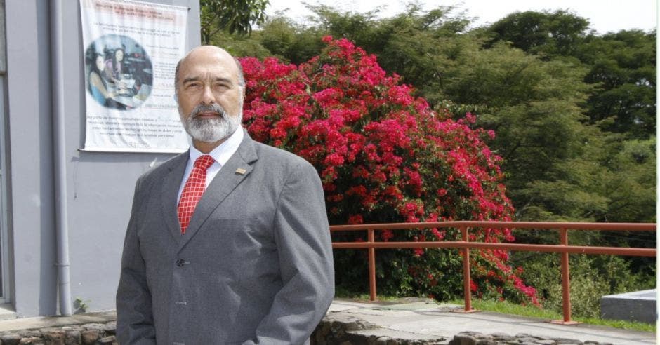 Alberto Salom, rector de la Universidad Nacional. Archivo/La República