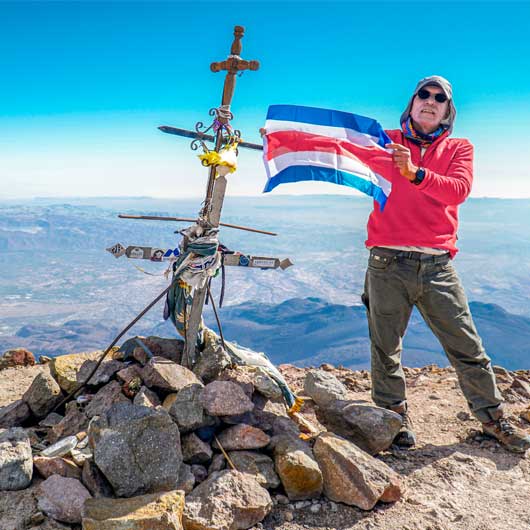 en la cima