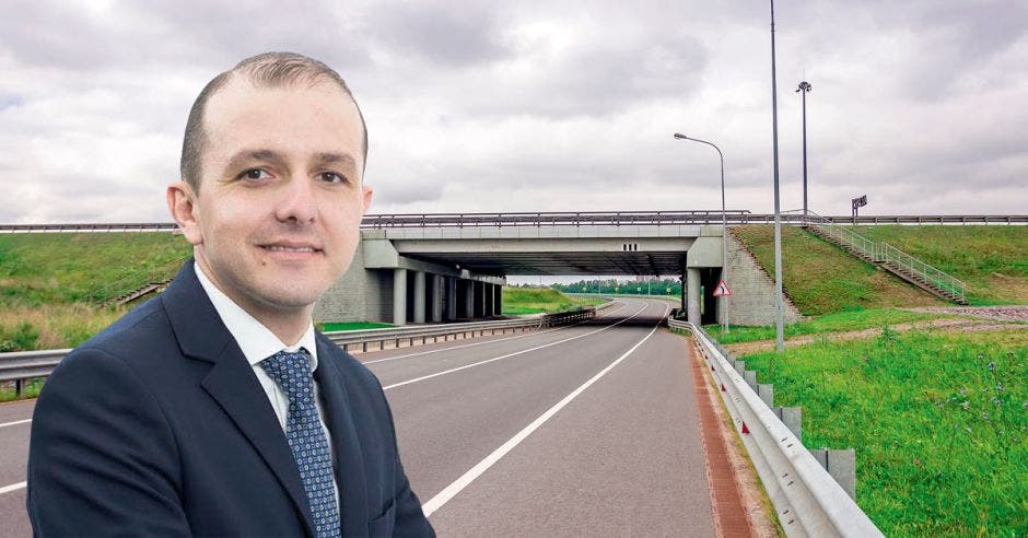 “Las mejoras en infraestructura no suceden de la noche a la mañana”, dijo Federico Villalobos, encargado de infraestructura de Deloitte. Shutterstock- Elaboración propia/La República.