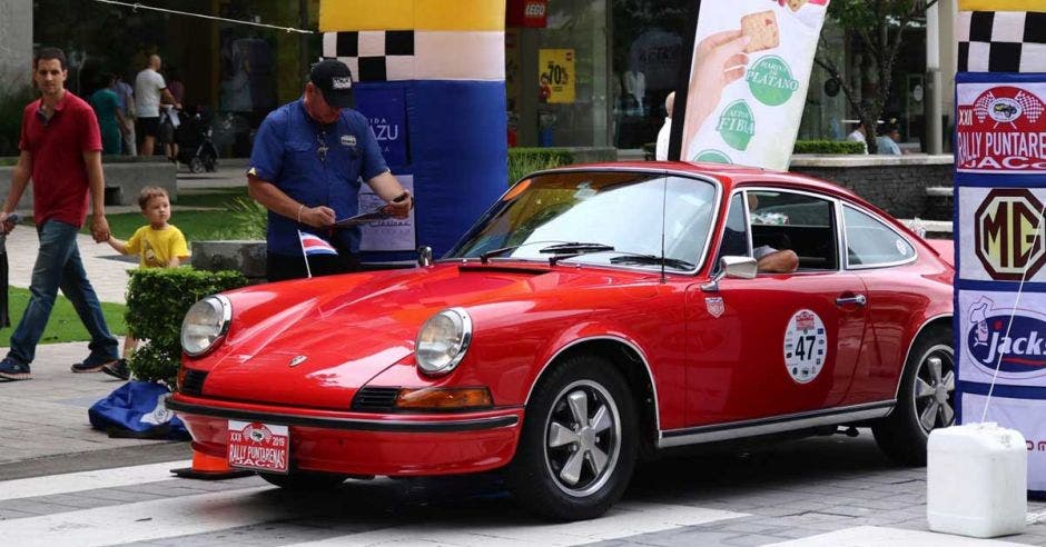 porsche rojo