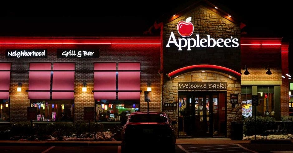 Fachada de restaurante Applebee's