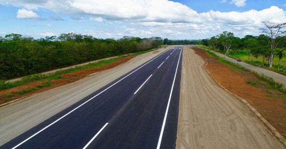 Una pista de aterrizaje para aviones