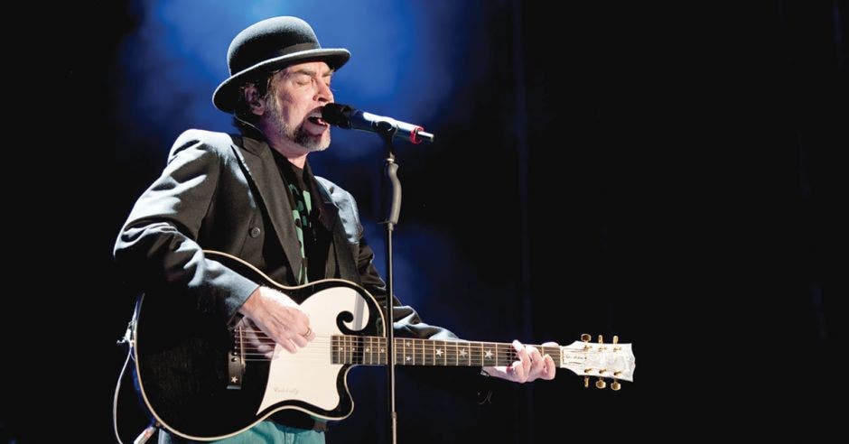 Joaquín Sabina en el escenario