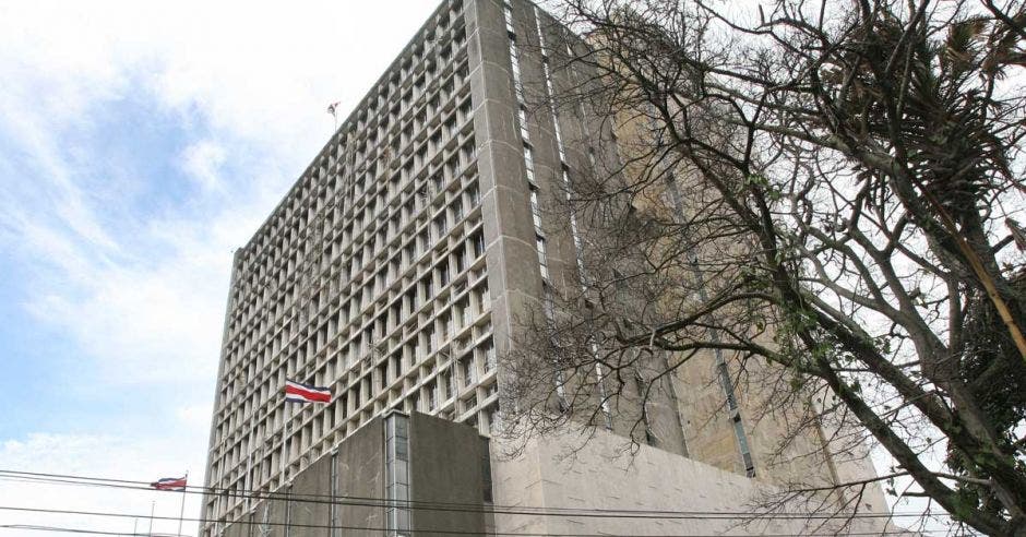 Edificio central del INS