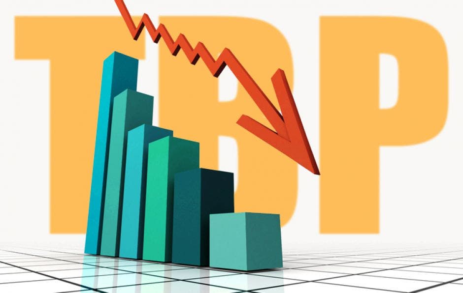TBP en letras y al frente un gráfico decreciente con una flecha en rojo