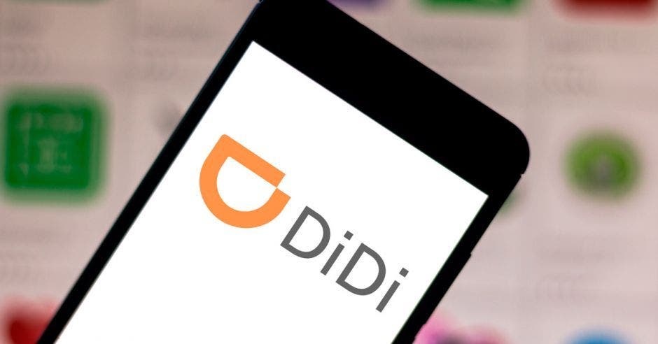 pantalla de un celular con la aplicación de DiDi