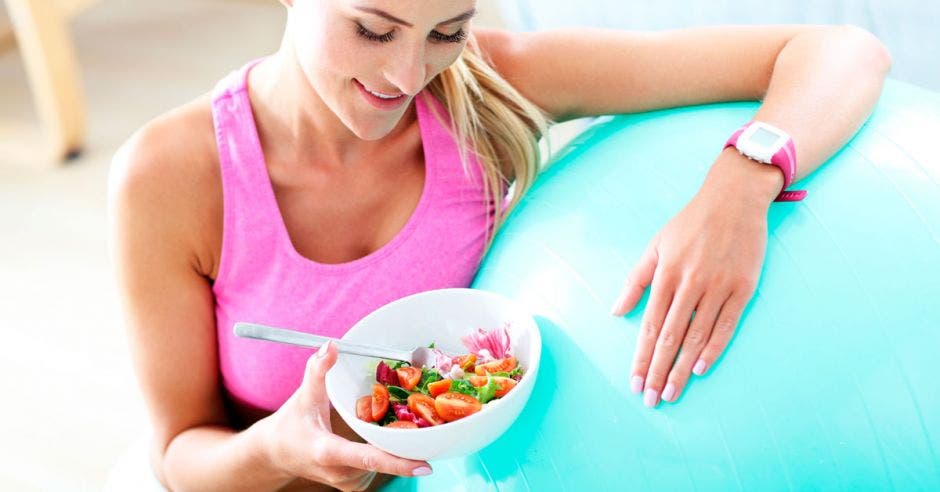 Mantenga una dieta balanceada y haga ejercicio. Shutterstock/La República