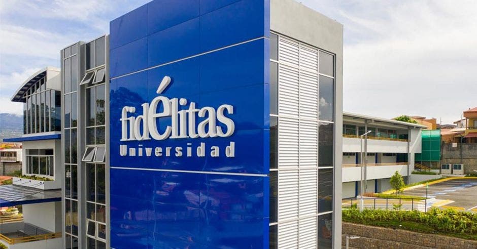 Los estudiantes podrán firmar un crédito sin intereses para el 2020, anunció la universidad. Archivo/La República.