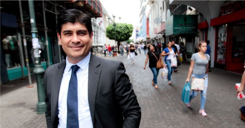 Carlos Alvarado, presidente de la República. Archivo/La República.