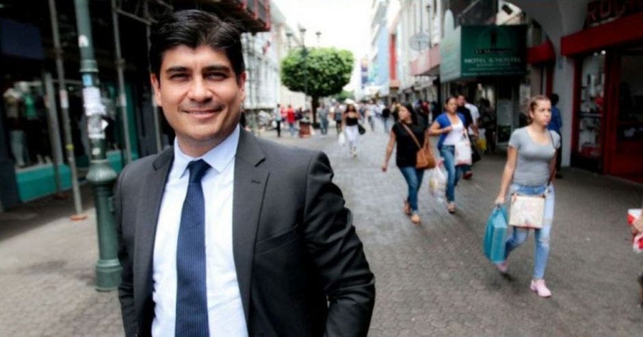 Carlos Alvarado, presidente de la República