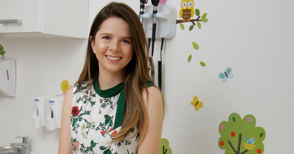 Mariana Valverde es Asesora de lactancia y terapeuta de lenguaje con especialidad en alimentación neonatal/infantil