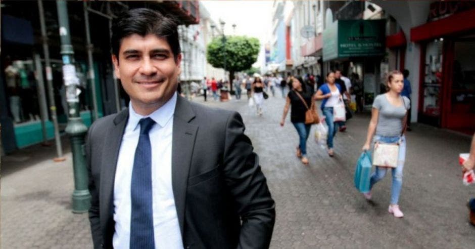 Carlos Alvarado, presidente de la República