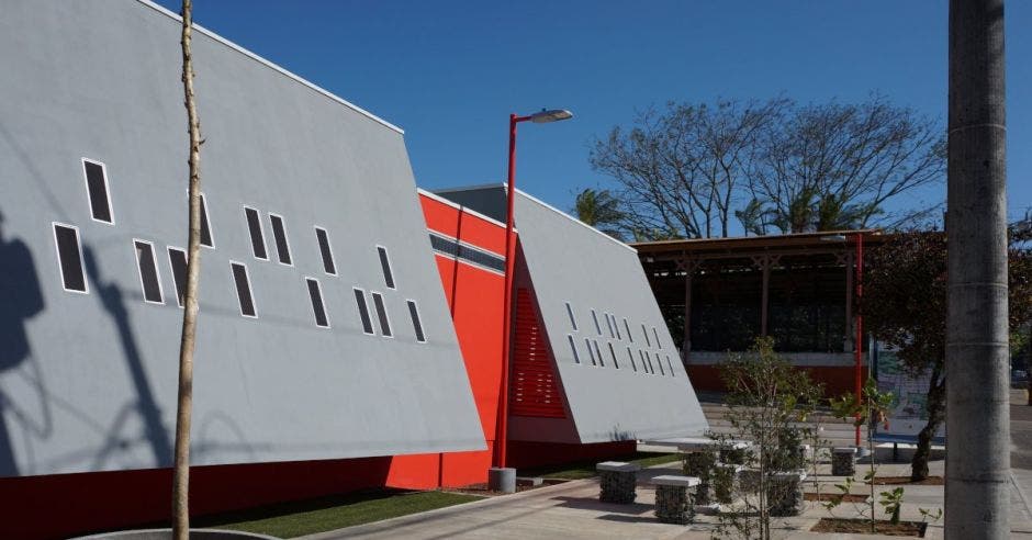 Centro Creativo para la Capacitación Artesanal del Cantón de Mora