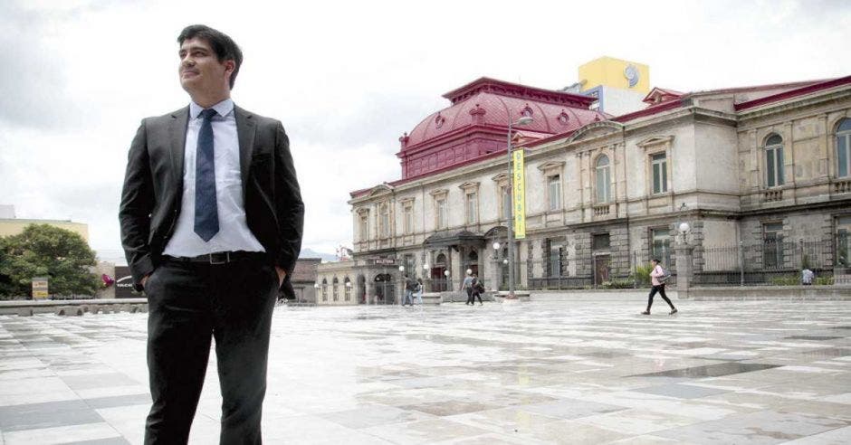 Carlos Alvarado, mandatario