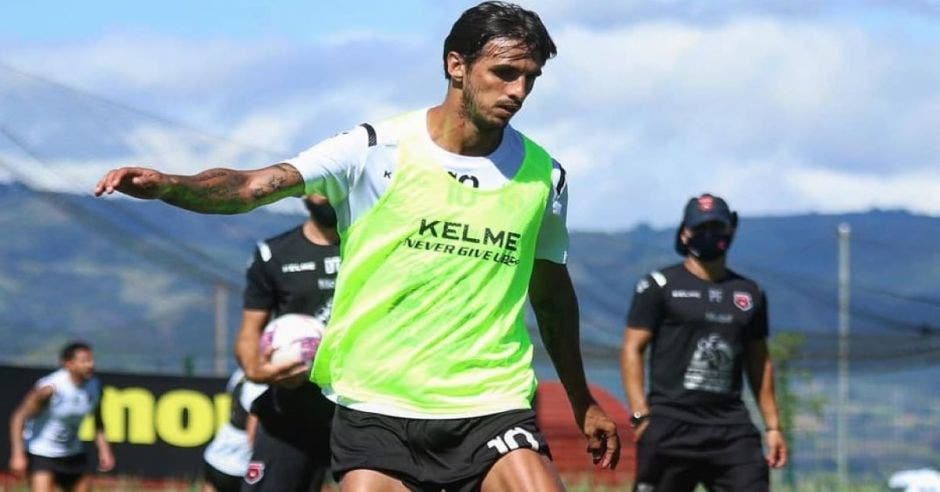 bryan ruiz