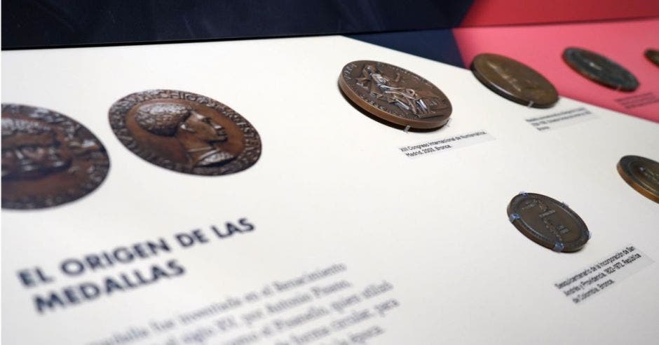 Monedas en exposición