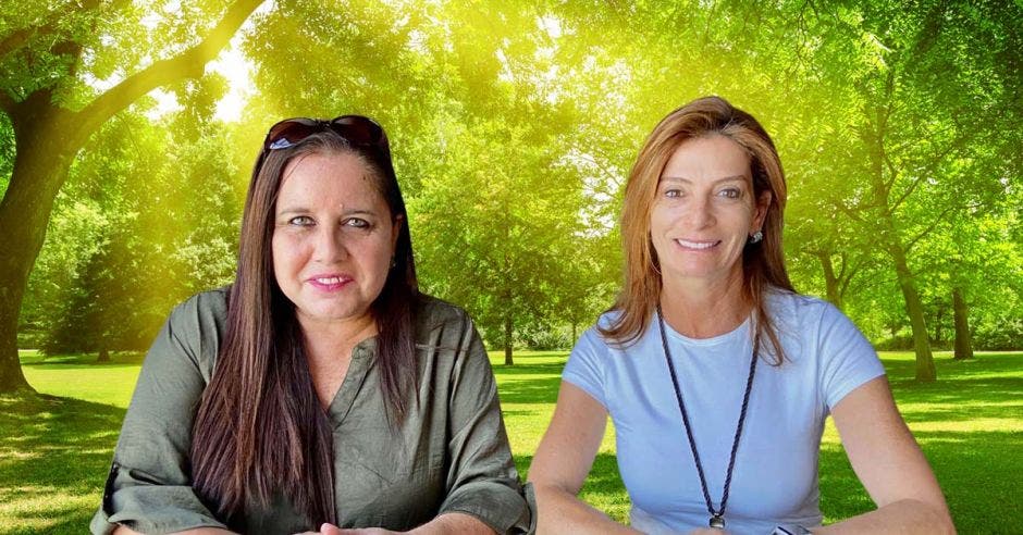 dos mujeres de fondo imagen de parque