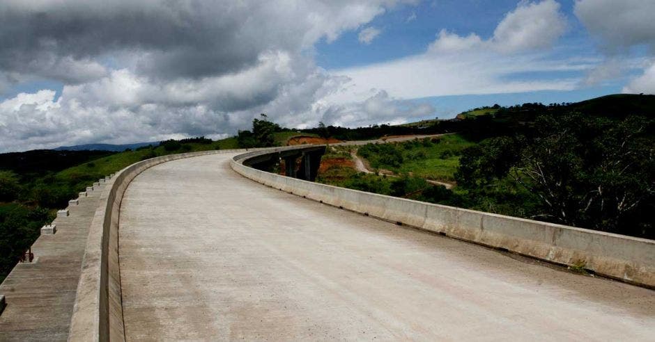 Carretera a San Carlos