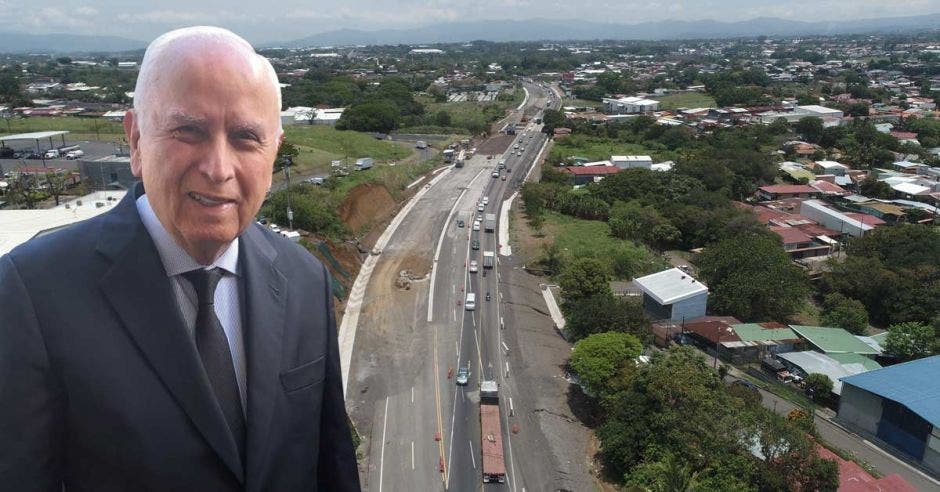 Elaboración propia que incluye el puente sobre el río Ciruelas de fondo con la foto del ministro Rodolfo Méndez, de primer fondo