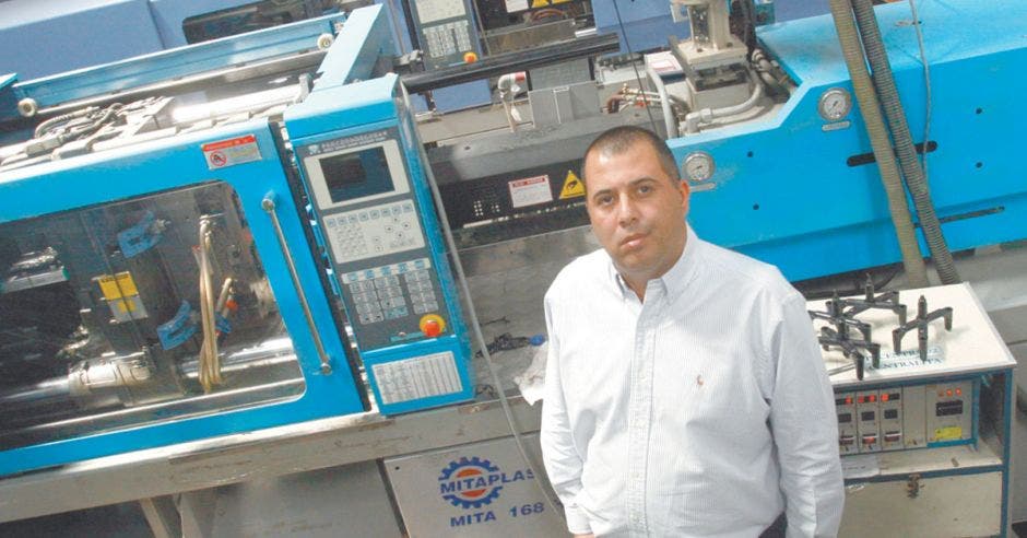 Randall Castro, gerente de Delfiplast