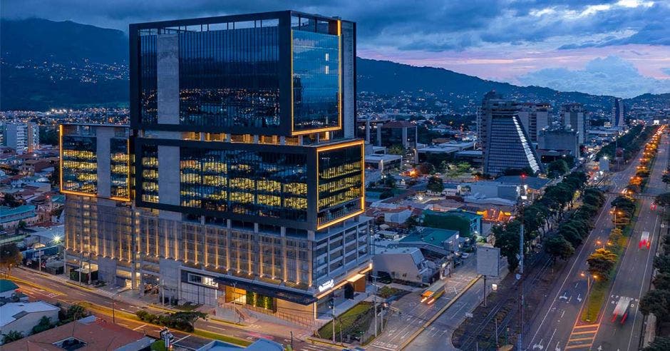 Foto aérea de Torre Universal