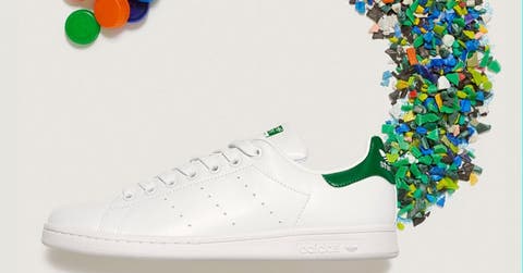 billetera programa Año Nuevo Lunar Adidas renueva su calzado deportivo con plástico reciclado