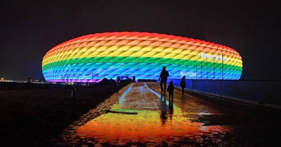 lgbt estadio homofobia