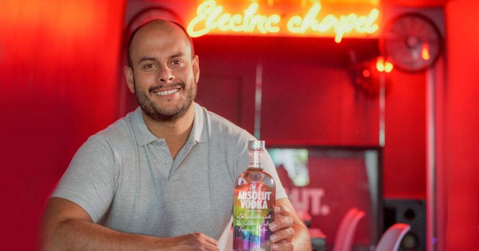 Manuel Coronado, Gerente de Marca de Absolut Vodka en Costa Rica.