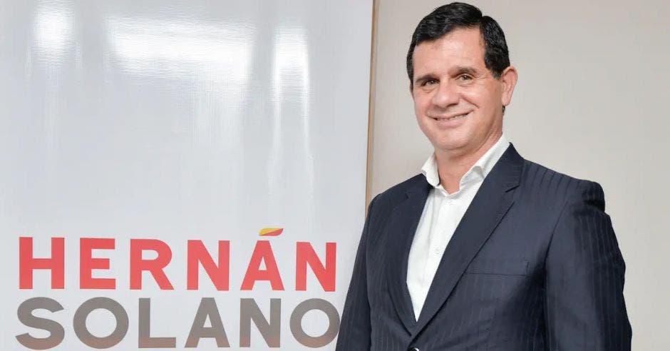 Hernán Solano, precandidato del PAC. Archivo/La República