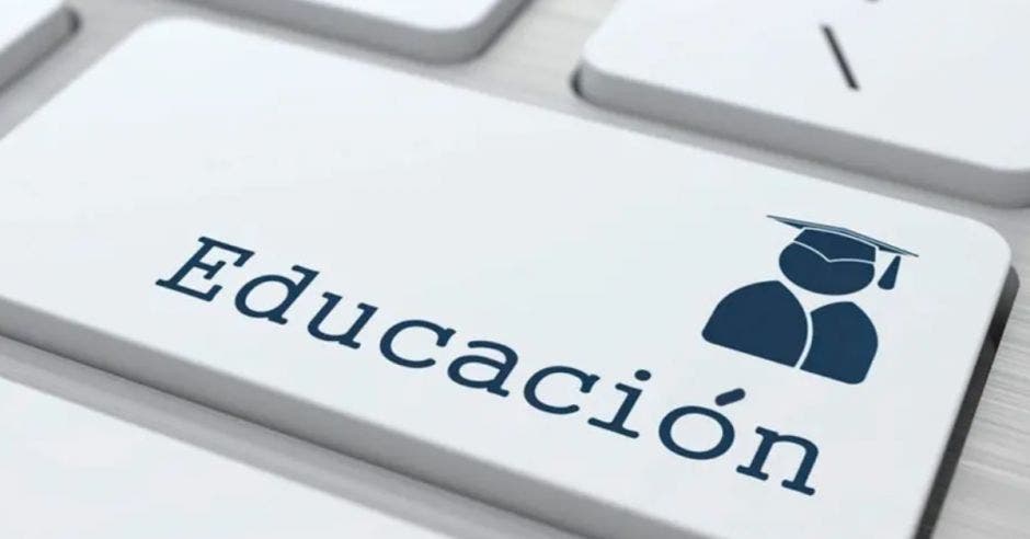 tecla rotulada con la palabra educación