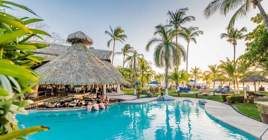piscina guadañaste