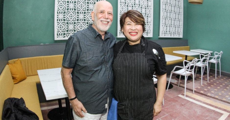 Jacob Marciano y Angie Mapaisarnsin, socios de Samui Thai.