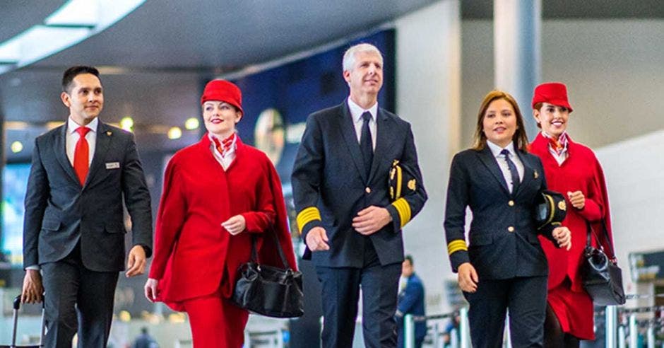 tripulantes de cabina avianca Costa Rica