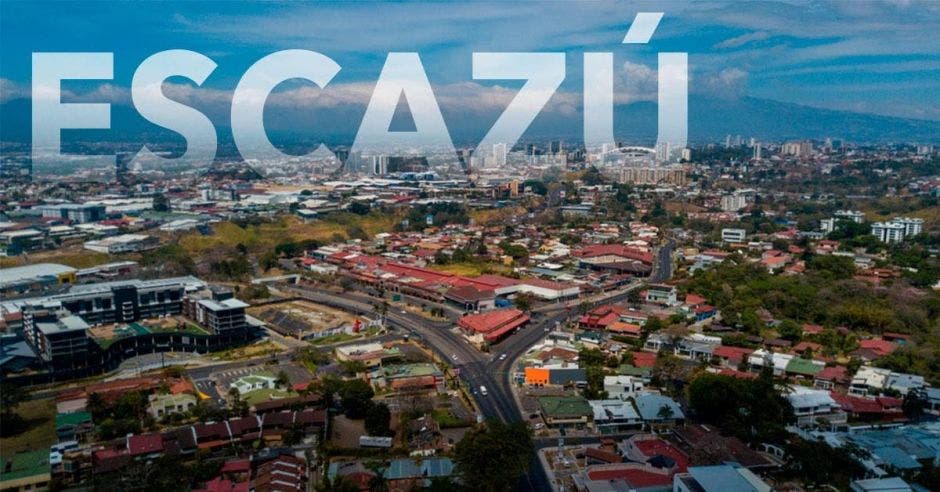 Foto aérea de la comunidad de Escazú