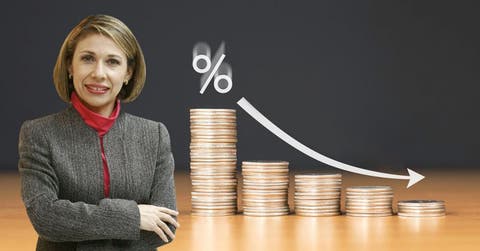 “La baja en las tasas de interés permite a muchas personas mejorar su liquidez en este cierre de año, pero todos los casos no son iguales”, afirma Annabelle Ortega, directora Ejecutiva de la Cámara de Bancos e Instituciones Financieras.  Cortesía-Shutterstock/La República.