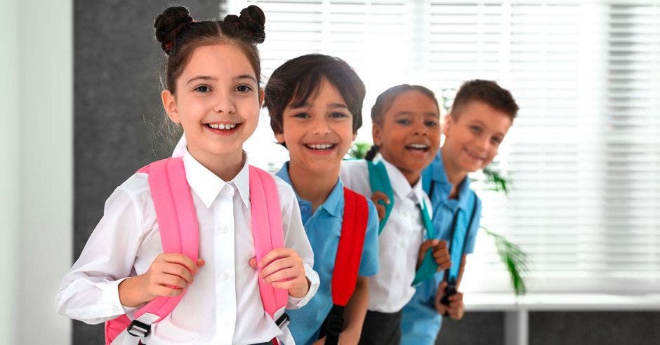 Foto de estudiantes sonriendo