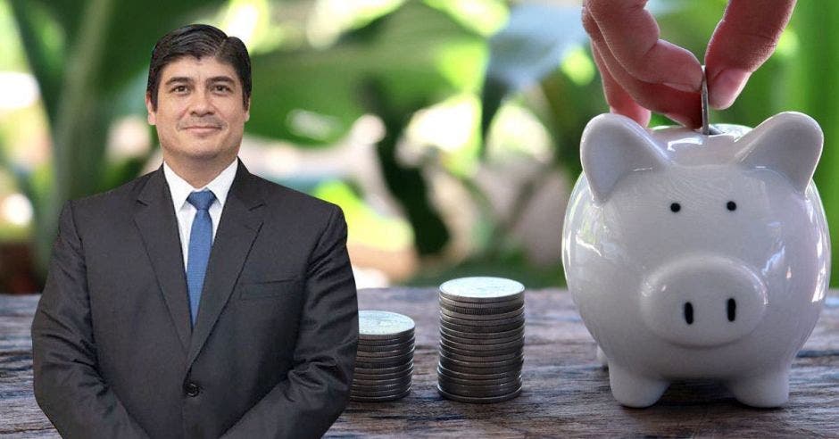 Carlos Alvarado está preocupado por el destino del préstamo negociado con el FMI. Archivo/La República.