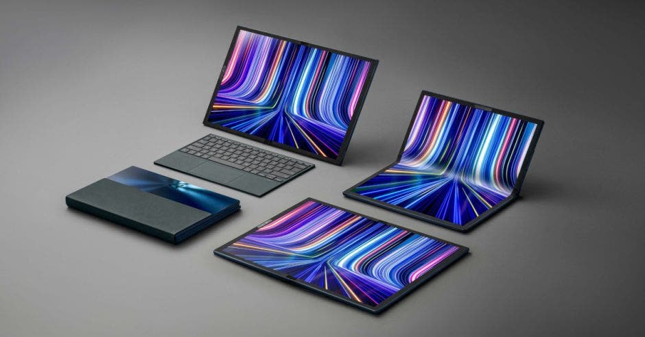 ASUS ZenBook 17 Fold OLED